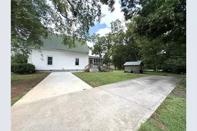 599 Gordon Street, Jefferson, GA 30549 - Photo 2