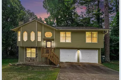 671 Pepperwood Trail, Stone Mountain, GA 30087 - Photo 1