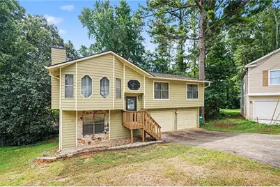 671 Pepperwood Trail, Stone Mountain, GA 30087 - Photo 2