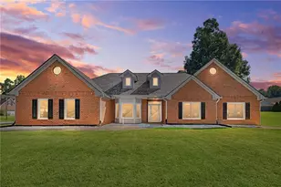 2145 Wynfield Point Dr, Buford, GA 30519 - Photo 2