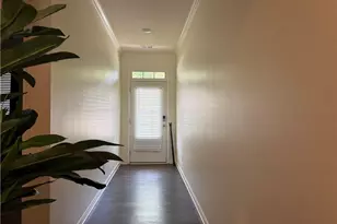 1083 Shadow Glen Drive, Fairburn, GA 30213 - Photo 4