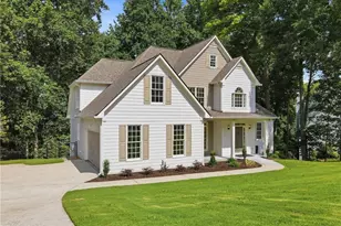 9370 Eagles Landing Dr, Gainesville, GA 30506 - Photo 2