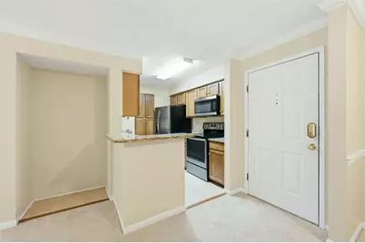 23212 Plantation Drive, Atlanta, GA 30324 - Photo 4