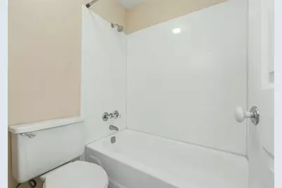 23212 Plantation Drive, Atlanta, GA 30324 - Photo 20