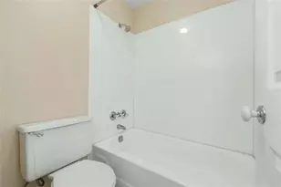 23212 Plantation Dr, Atlanta, GA 30324 - Photo 20