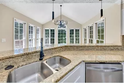 1412 Crooked Tree Circle, Stone Mountain, GA 30088 - Photo 20