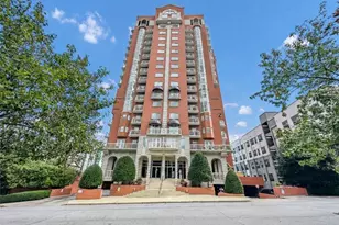 3435 Kingsboro Rd NE, Atlanta, GA 30326 - Photo 4