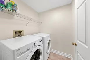 3435 Kingsboro Rd NE, Atlanta, GA 30326 - Photo 44