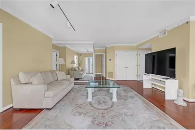 3435 Kingsboro Road NE #1504, Atlanta, GA 30326 - Photo 8