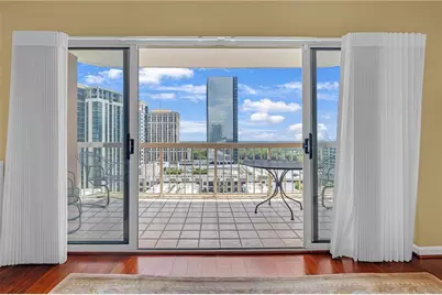 3435 Kingsboro Road NE #1504, Atlanta, GA 30326 - Photo 10