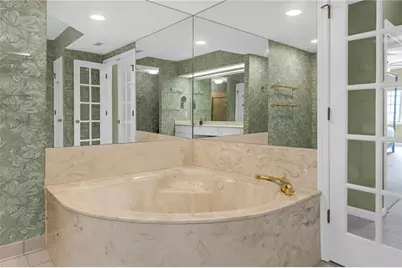 3435 Kingsboro Road NE #1504, Atlanta, GA 30326 - Photo 26