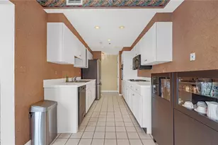 3435 Kingsboro Rd NE, Atlanta, GA 30326 - Photo 14