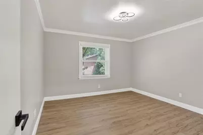 3510 Roswell Road NW #TWO-E, Atlanta, GA 30305 - Photo 12