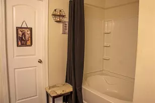 5626 Laurel Ridge Dr, Atlanta, GA 30344 - Photo 10