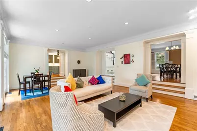 345 W Berwicke Common NE, Atlanta, GA 30342 - Photo 16