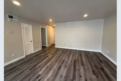 346 Carpenter Drive #3, Sandy Springs, GA 30328 - Photo 4