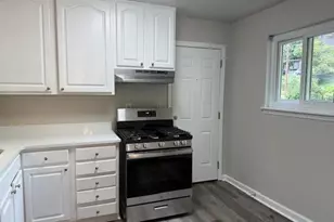 346 Carpenter Dr, Sandy Springs, GA 30328 - Photo 6