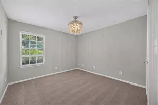 1021 Chastain Park Ct NE, Atlanta, GA 30342 - Photo 10