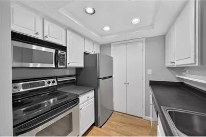 1021 Chastain Park Court NE, Atlanta, GA 30342 - Photo 6
