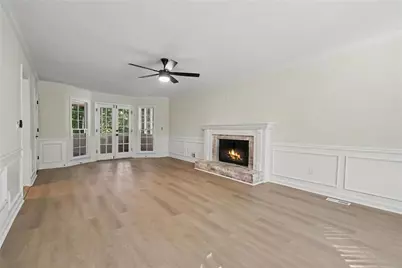 8541 Birch Hollow Drive, Roswell, GA 30076 - Photo 6