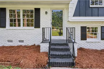 6200 Auburn Drive, Riverdale, GA 30296 - Photo 4