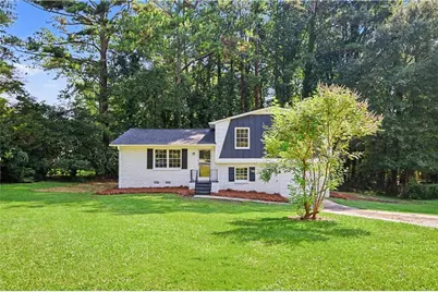 6200 Auburn Drive, Riverdale, GA 30296 - Photo 2