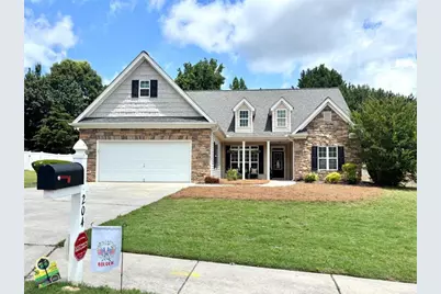 204 Magnolia Street, Senoia, GA 30276 - Photo 1