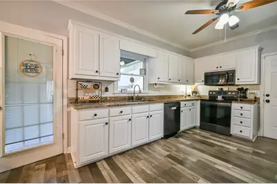 1940 Harvest Way, Loganville, GA 30052 - Photo 18