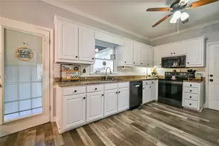1940 Harvest Way, Loganville, GA 30052 - Photo 18
