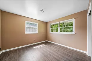 2703 Arrowood Dr, East Point, GA 30344 - Photo 14