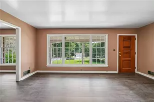 2703 Arrowood Dr, East Point, GA 30344 - Photo 4