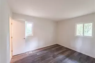 6970 Mary Ct, Riverdale, GA 30274 - Photo 12