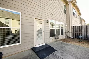 1226 Fischer Trace, Cumming, GA 30041 - Photo 2