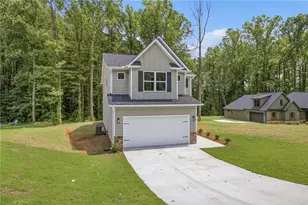 318 Stonington Dr, Mount Airy, GA 30563 - Photo 2
