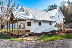 8679 Lakewood Hwy, Mineral Bluff, GA 30559 - Photo 1
