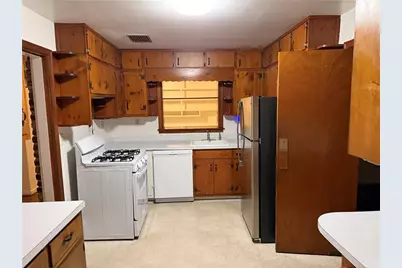 2022 Woodbine Terrace, Atlanta, GA 30329 - Photo 6