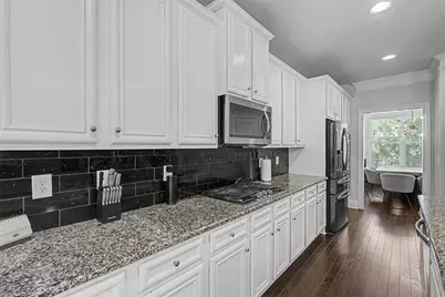 325 Hillgrove Drive, Canton, GA 30114 - Photo 6