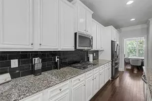 325 Hillgrove Dr, Canton, GA 30114 - Photo 6