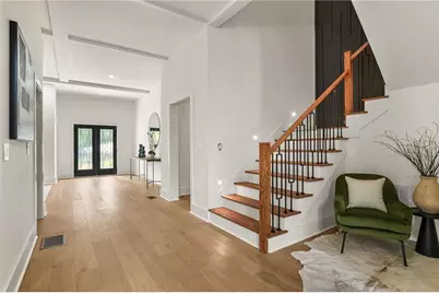 2047 Drew Valley Road NE, Atlanta, GA 30319 - Photo 12