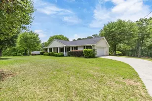 256 Teresa Ln, Loganville, GA 30052 - Photo 2
