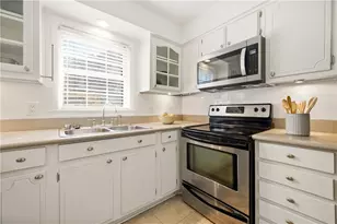 73 Montre Square NW, Atlanta, GA 30327 - Photo 10