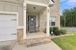 155 Estancia Ln, Fayetteville, GA 30215 - Photo 4