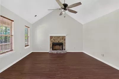 115 Hubbard Drive, Newnan, GA 30263 - Photo 6