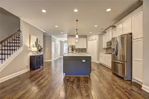 4371 Thacker Ln, Suwanee, GA 30024 - Photo 4