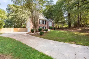 218 Oakwood Ct, McDonough, GA 30252 - Photo 4