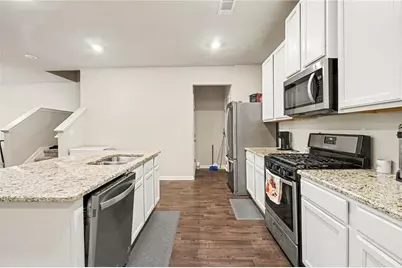 439 Auburn Station Drive, Auburn, GA 30011 - Photo 10