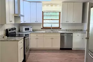 2354 Greenglade Rd NE, Atlanta, GA 30345 - Photo 2