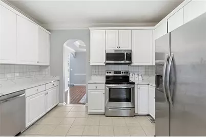 6870 Harbor Town Way, Stone Mountain, GA 30087 - Photo 20
