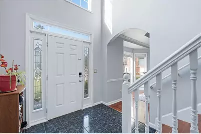 6870 Harbor Town Way, Stone Mountain, GA 30087 - Photo 10