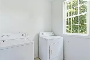 6870 Harbor Town Way, Stone Mountain, GA 30087 - Photo 36